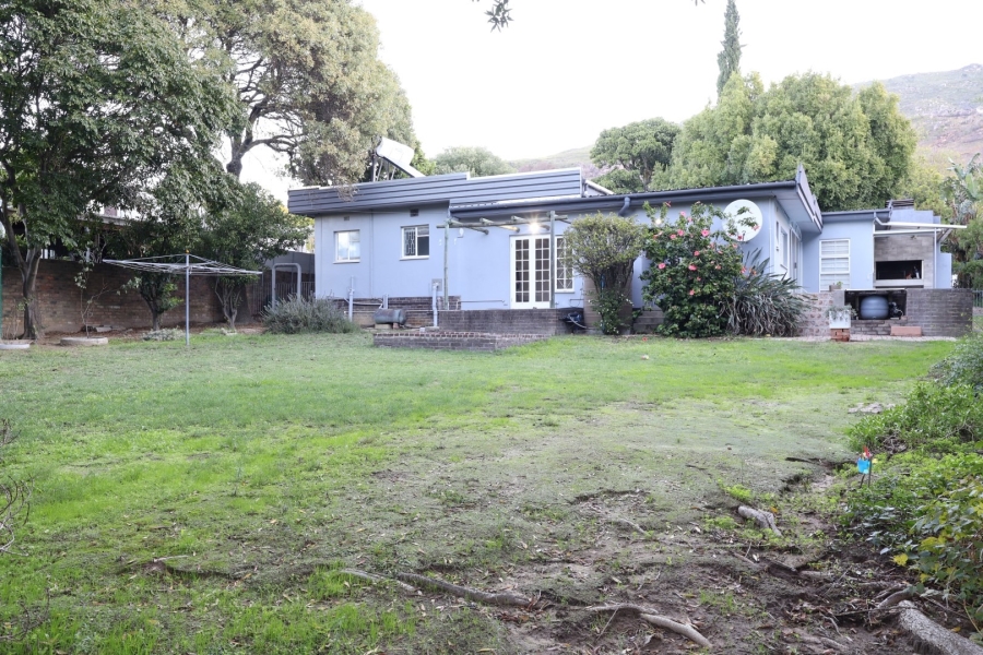 3 Bedroom Property for Sale in Groenvlei Western Cape